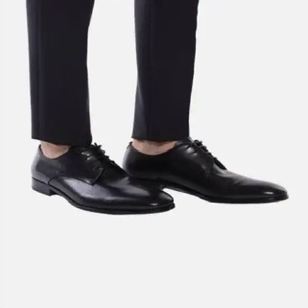 ✨Giorgio Armani Black Textured Leather Lace Up Oxfords✨ - Picture 4 of 5